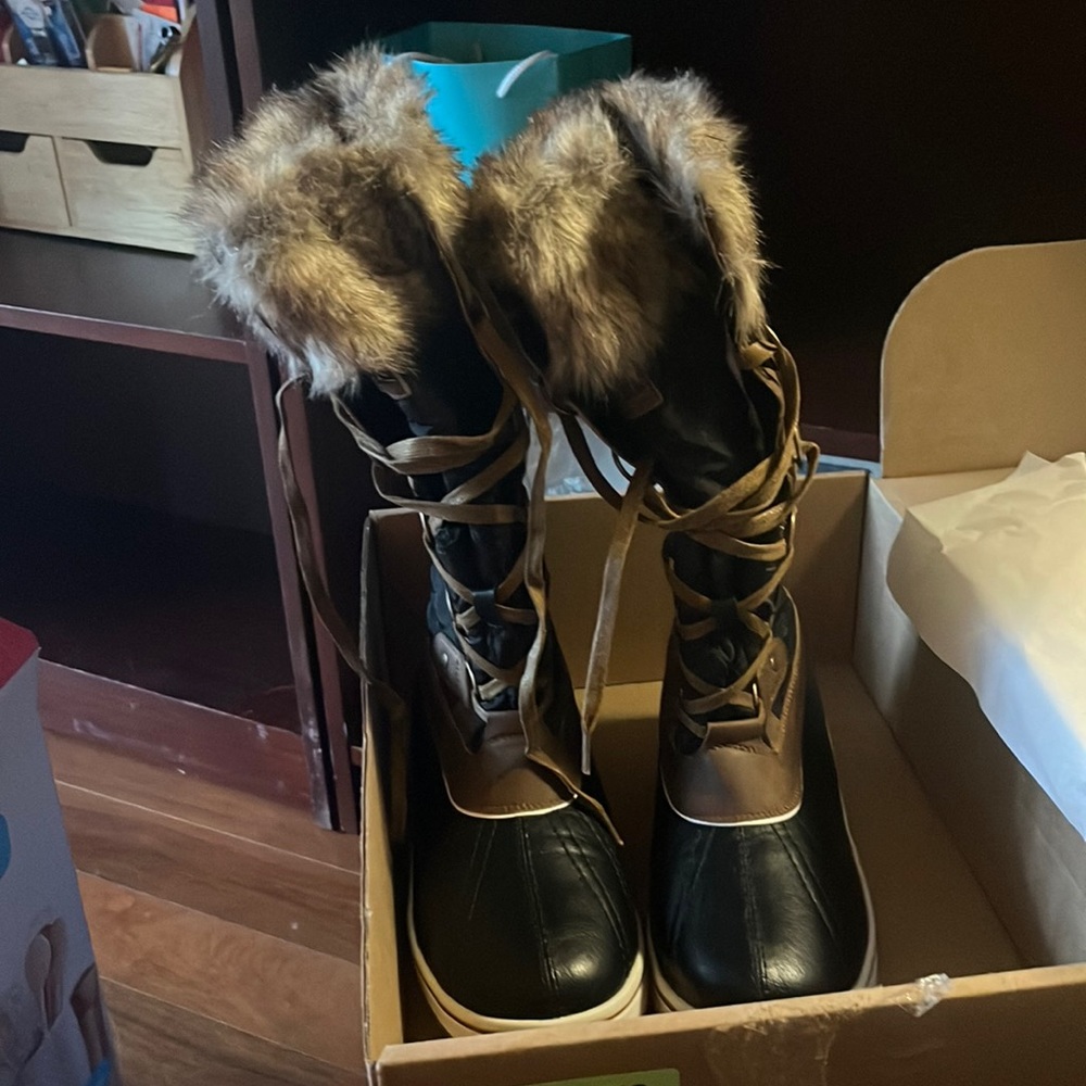 ALEADER Womens Cold Weather Winter Boots, Waterproof Snow Boots sz 10